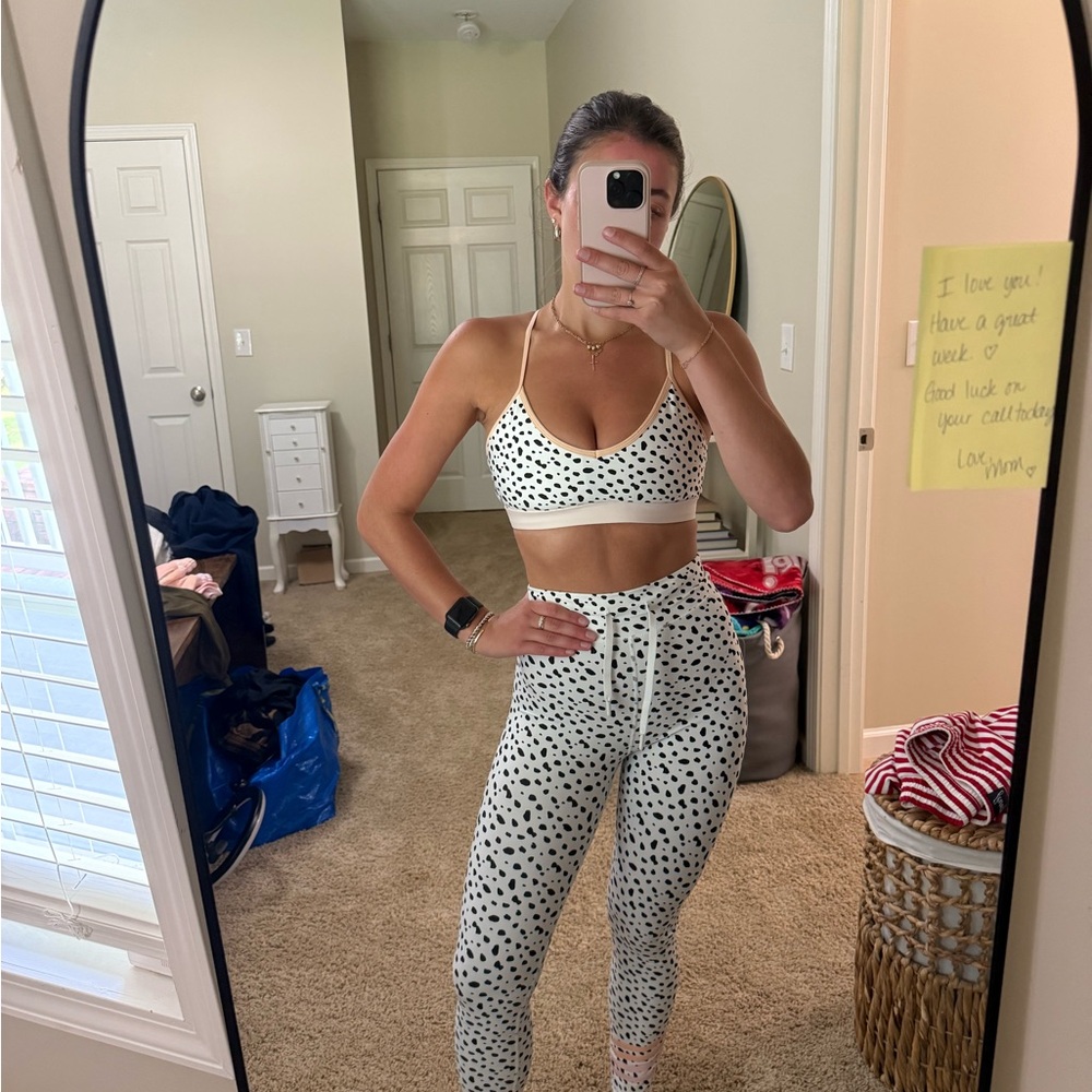 Sarah’s Day x White Fox Leggings